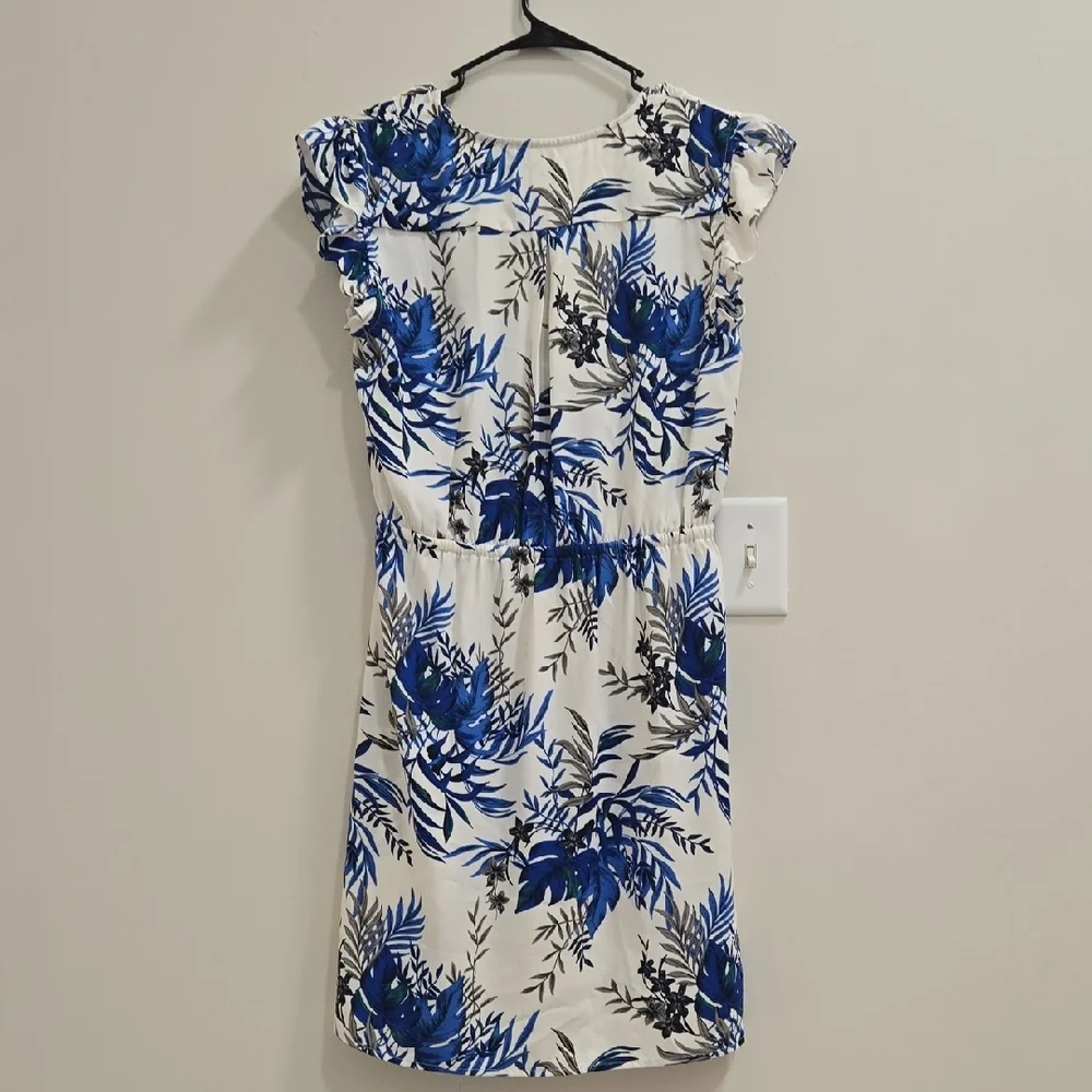41 Hawthorn Blue and White Leaf Print Dress - Picture 7 of 14